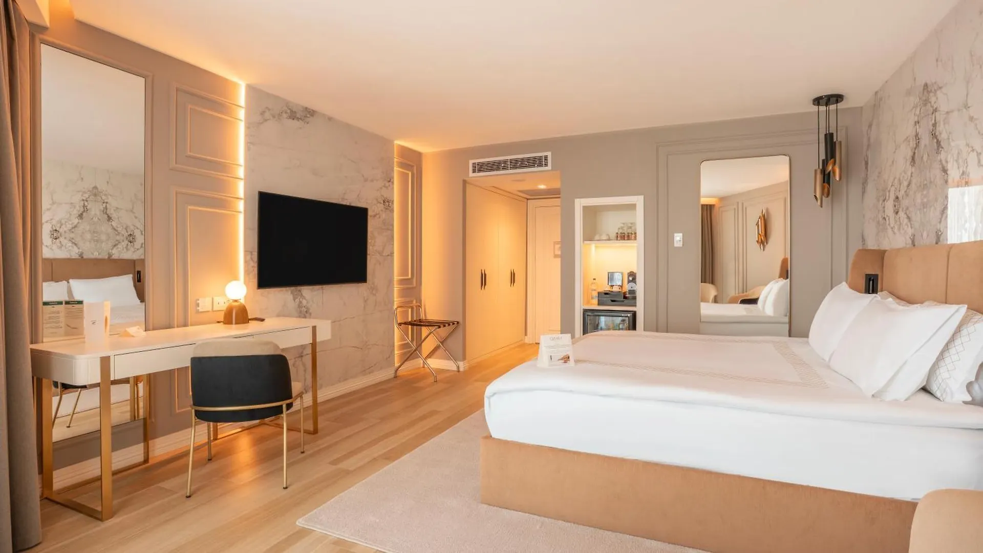 Qlusive Hotel Kusadasi