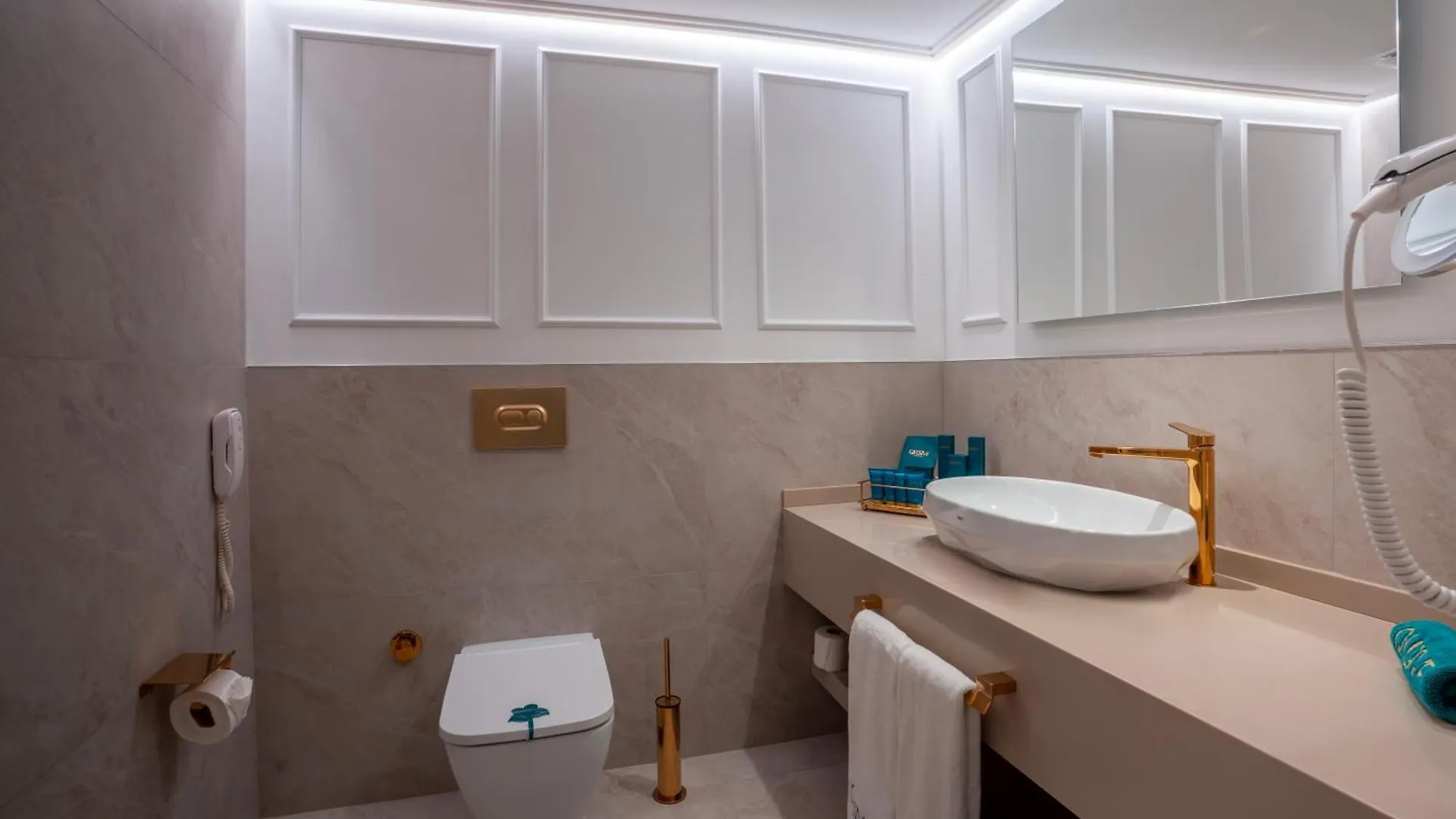 Qlusive Hotel Kusadasi Turquía