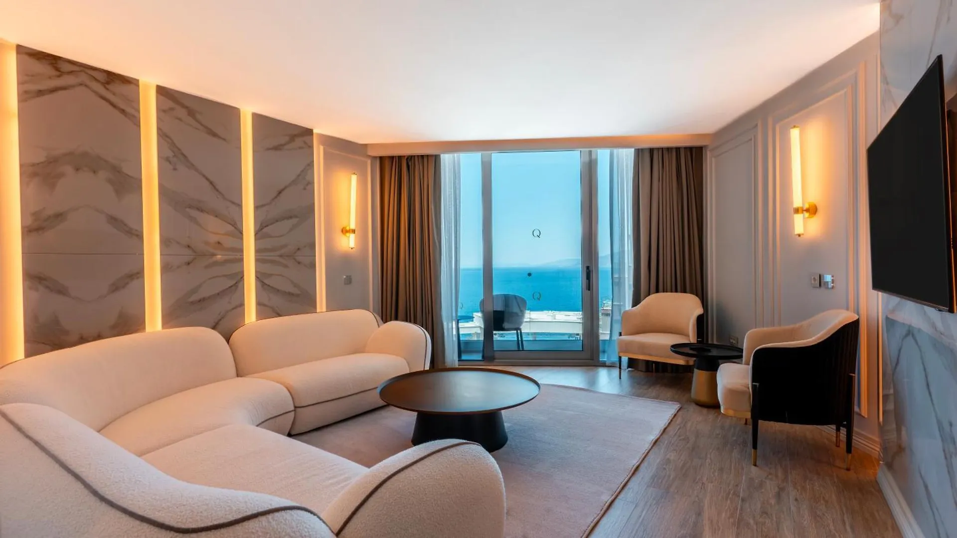 Qlusive Hotel Kusadası Turecko