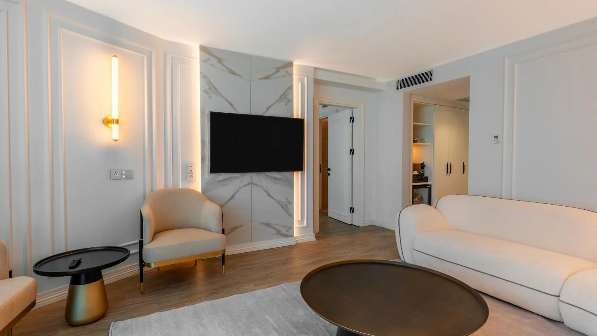 Qlusive Hotel Kusadası Turecko